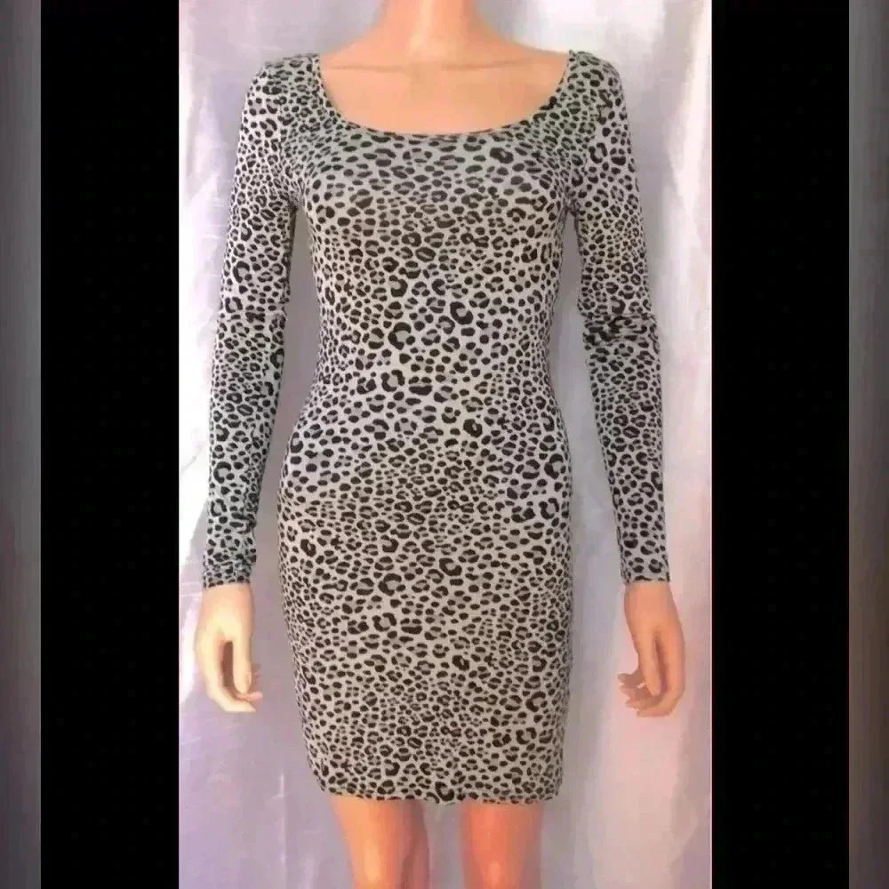 H&M animal print Long sleeves bodycon mini  dress size 4